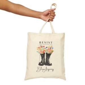 'Resist' Tote Bag
